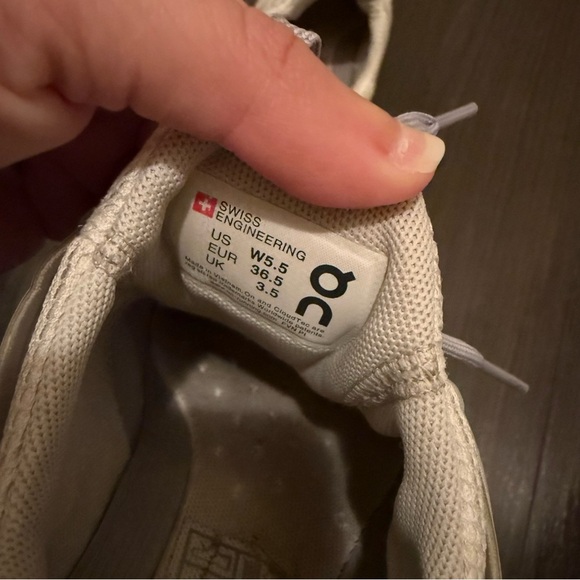 On CLOUDSWIFT 2.0 Women's RUNNING Shoes WHITE LIMELIGHT - Picture 4 of 7